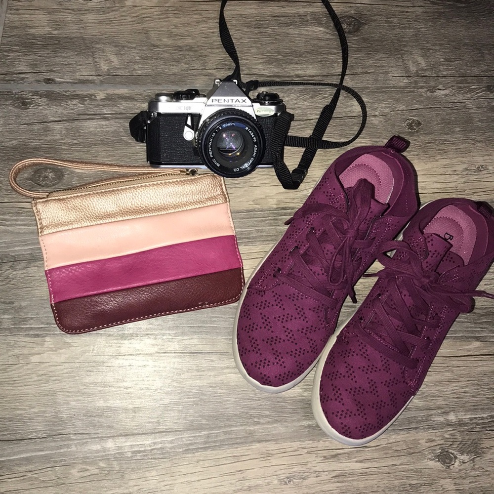 Bear paw 🐾 Gracie lace up sneakers NWOT